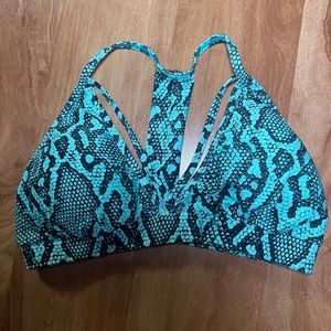 Lici fit BOA strappy bra